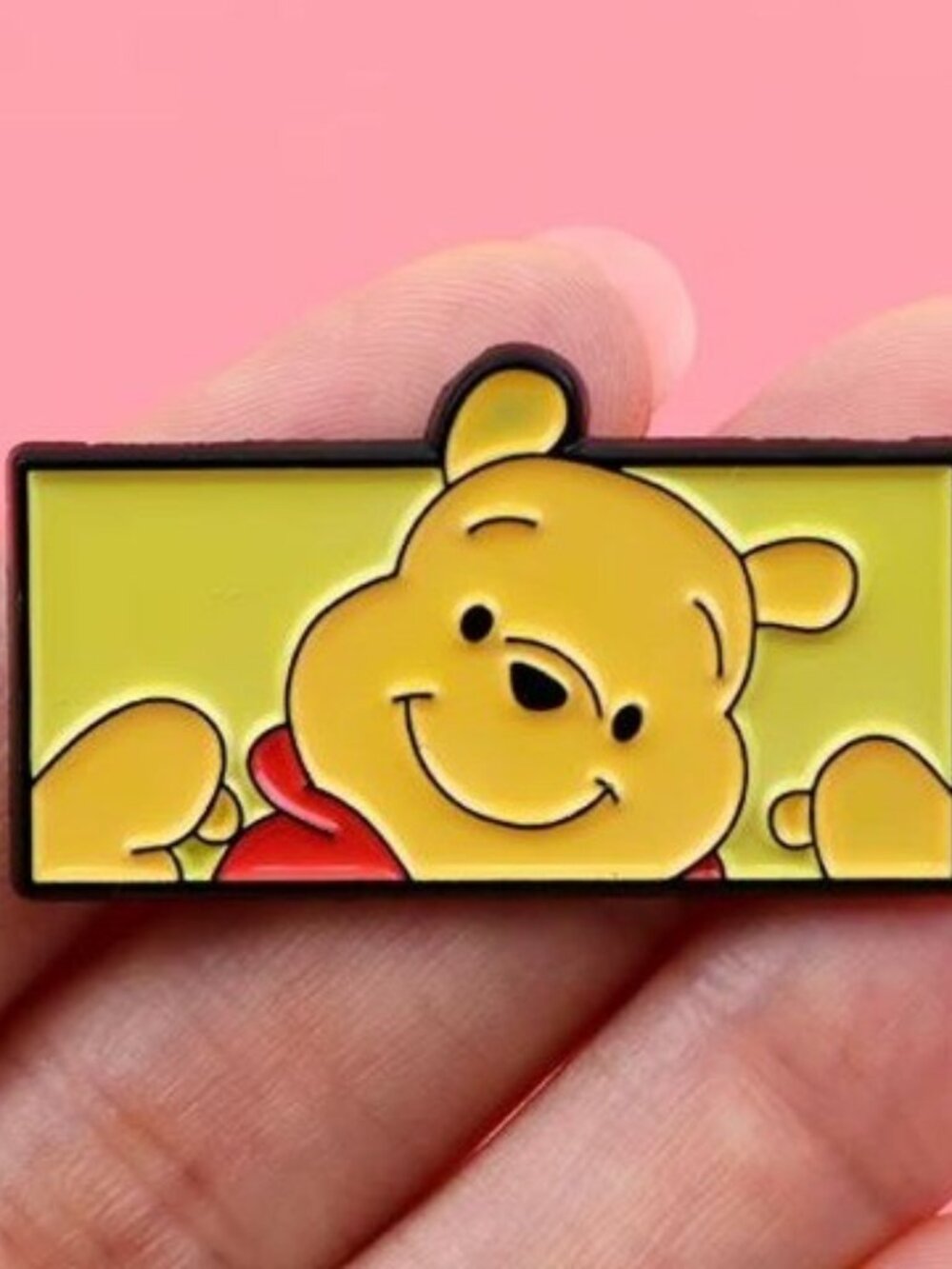 Winnie the Pooh Enamel Pin – Adorable Collectible Gift!